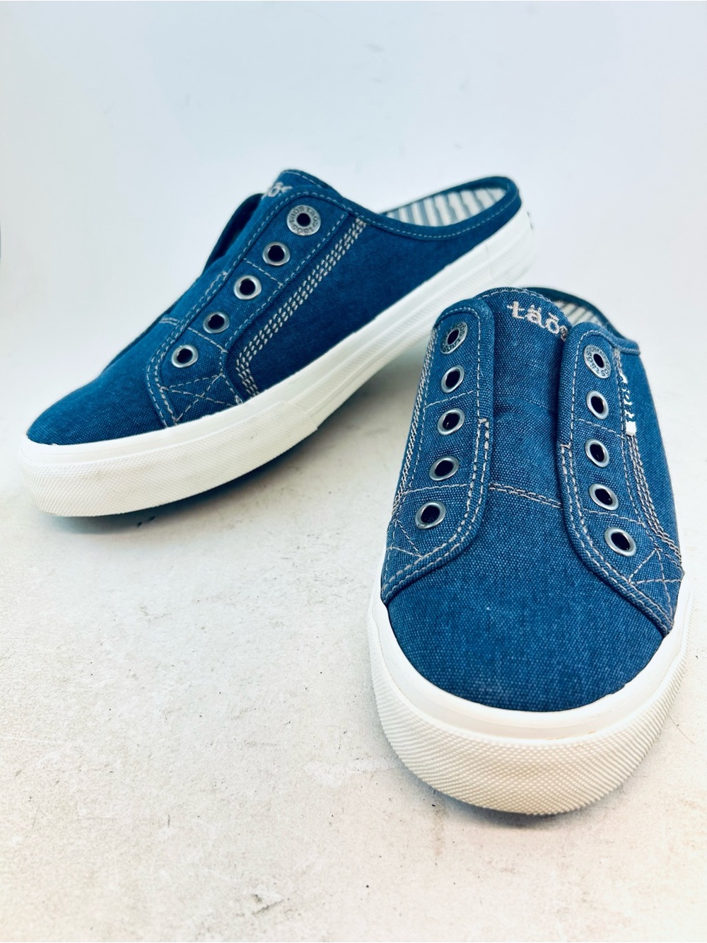 Taos Blue Denim Canvas EZ Soul Slip On Casual Sneakers 7